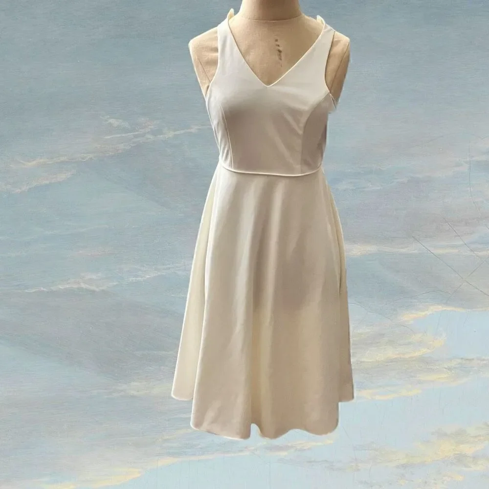 David’s Bridal Junior Bridesmaid Dress / SZ: 10 / NWT - Picture 1 of 9